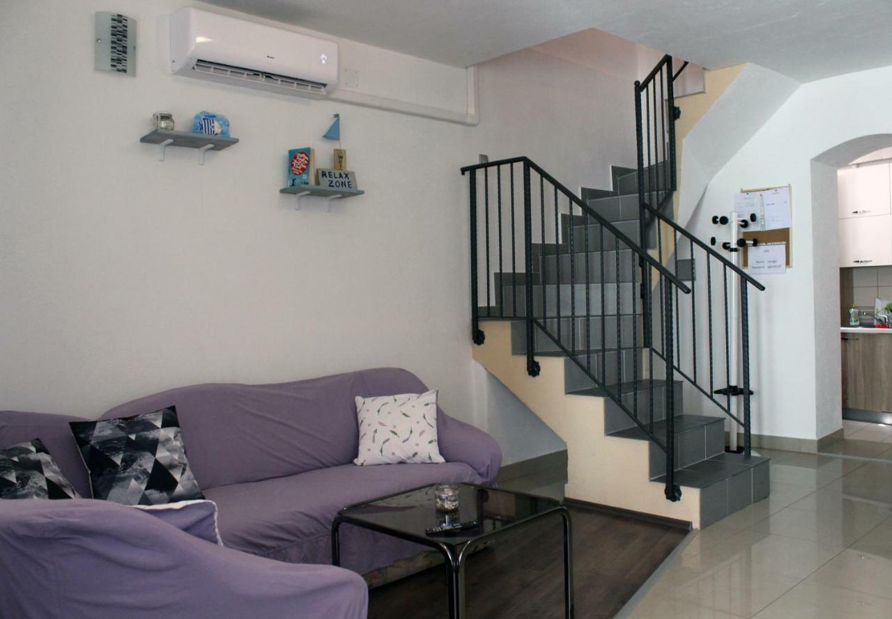 Apartment Karega Σίμπενικ Εξωτερικό φωτογραφία